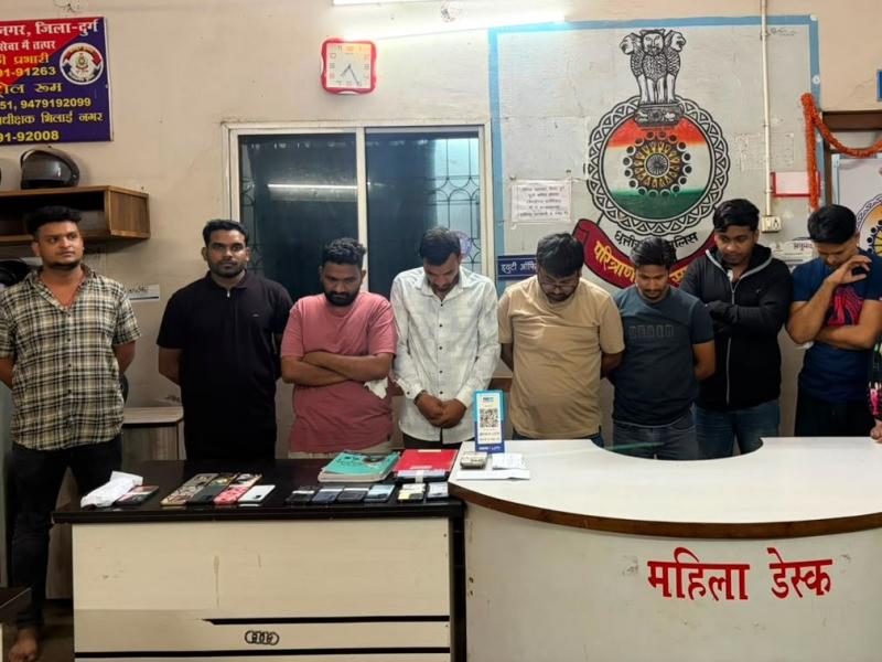 स्पा सेंटर की आड़ में चल रहा था सेक्स रैकेट, पुलिस ने मारा छापा; 9 आरोपी पकड़े